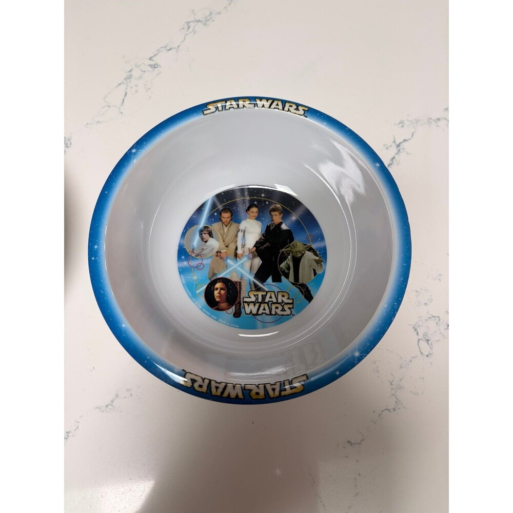 Lot of 2 Vintage 2002 Star Wars Episode II Cereal Bowls – Heroes & Villains Set